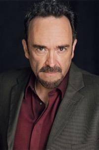 Daniel Zacapa as Mexican Bartender in The Mexican (03/2001)