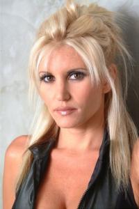 Nichole McAuley as Fit Woman in The Nutty Professor (06/1996)