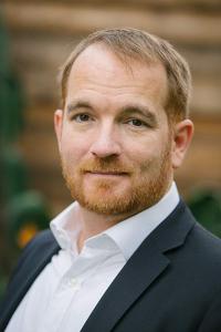 Shea Kammer as Unit Production Manager in American Hustle (12/2013)