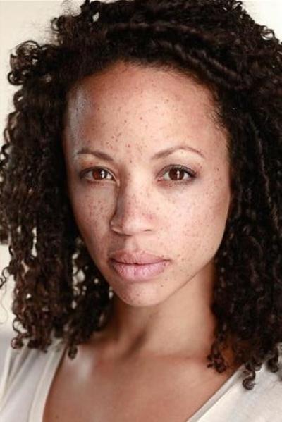 Cat Simmons profile image