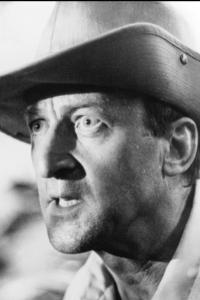 Bob Peck as Muldoon in Jurassic Park (06/1993)
