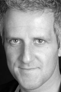 Gus Brown as St. Paul's Tour Guide in Paddington 2 (11/2017)