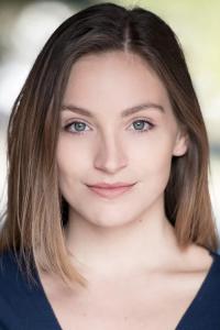 Leah West as Debutante in Beauty and the Beast (03/2017)