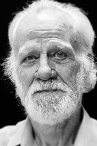 Leon Russom as Ed Burnett in Behind Enemy Lines (11/2001)