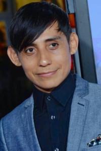 Luis Chávez as Nestor / Nestor's Brother in Ocean's Thirteen (06/2007)