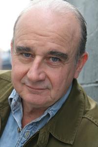 Ray Iannicelli as Kenneth Langone in The Wizard of Lies (05/2017)