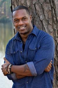 Jermaine Rivers as Security Guard (uncredited) in Magic Mike XXL (07/2015)