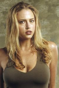 Estella Warren as Daena in Planet of the Apes (07/2001)
