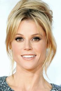 Julie Bowen as Virginia Venit in Happy Gilmore (02/1996)