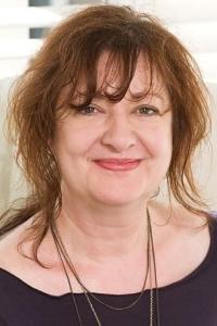 Suzanne Smith Crowley as Casting in Chocolat (12/2000)