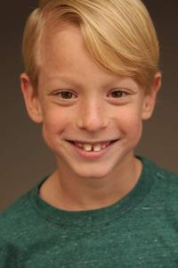 Evan Agos as Additional Voices (voice) in Turning Red (03/2022)