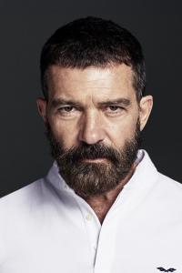 Antonio Banderas as Puss in Boots (voice) in Shrek the Halls (11/2007)