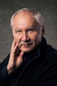 Pablo Vierci as Uruguayan Radio Broadcaster in Society of the Snow (12/2023)