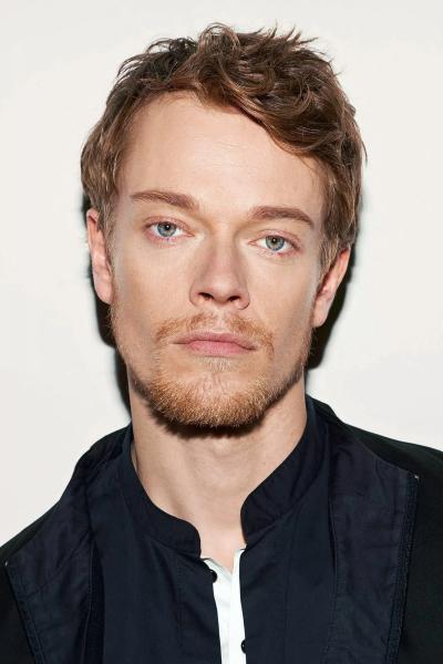Alfie Allen profile image