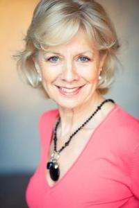 Wendy Baldock as Washer Woman in Beauty and the Beast (03/2017)