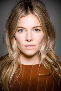 Sienna Miller as Simone in Mississippi Grind (07/2015)