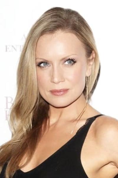Stephanie Vogt profile image