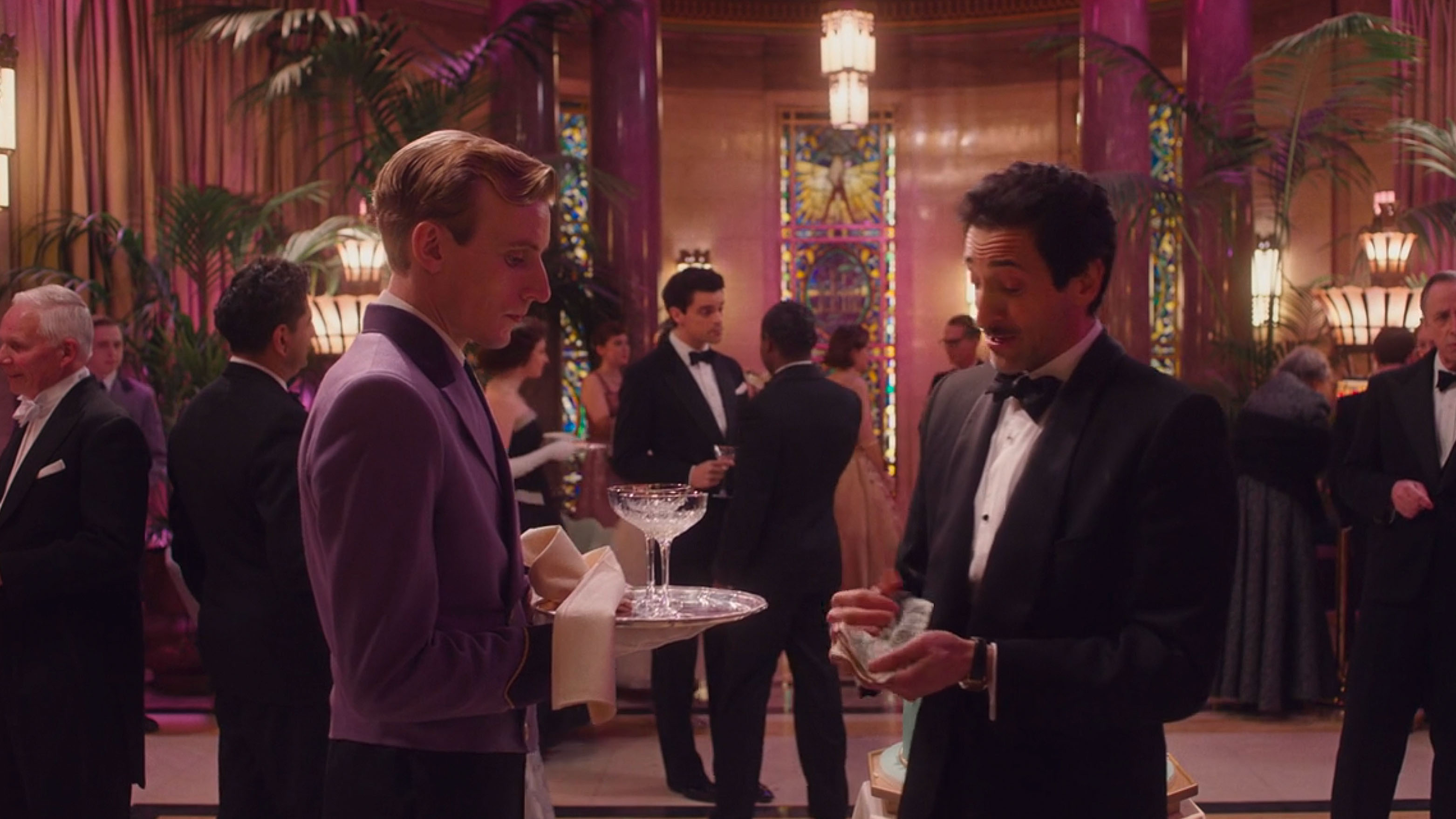 Leo asks for motor oil